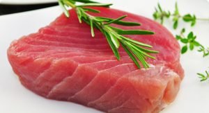 سمك التونة يقي من سرطان الدم